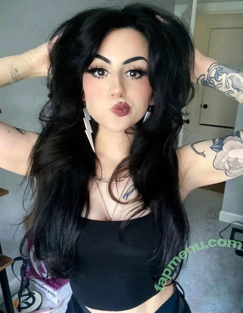 lilbatty nude photo #0528 (Skye Bedell / lil.batty / lilbattyy)