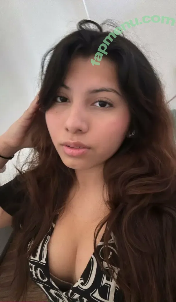 lilcami nude photo #0003 (lilcamix)