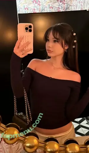 Lilchiipmunk / Lilchipmunk Deepfakes / lilchiipmunk.s nude photo #0219