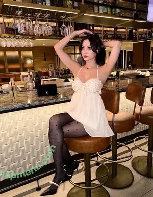 Lilchiipmunk / Lilchipmunk Deepfakes / lilchiipmunk.s nude photo #0241