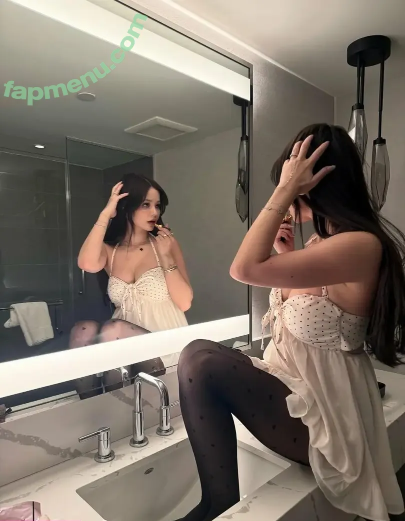 Lilchiipmunk nude photo #0234 (Lilchipmunk Deepfakes / lilchiipmunk.s)