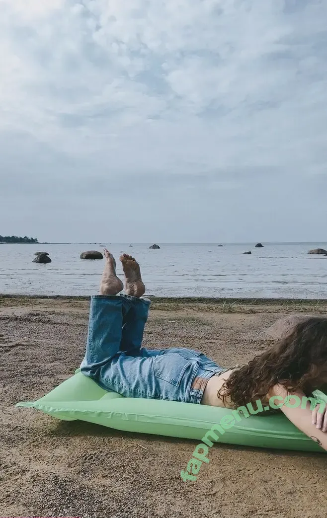 lildizzz nude photo #0006 (Dasha Lakis)