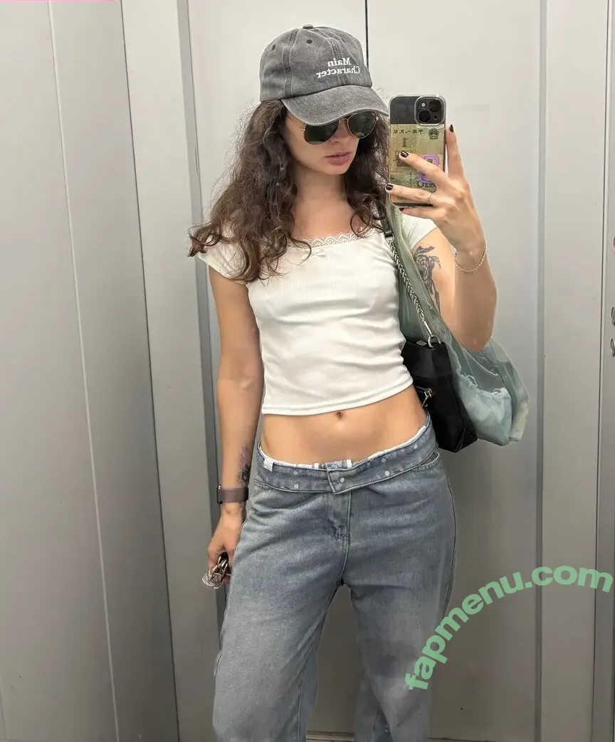 lildizzz nude photo #0020 (Dasha Lakis)