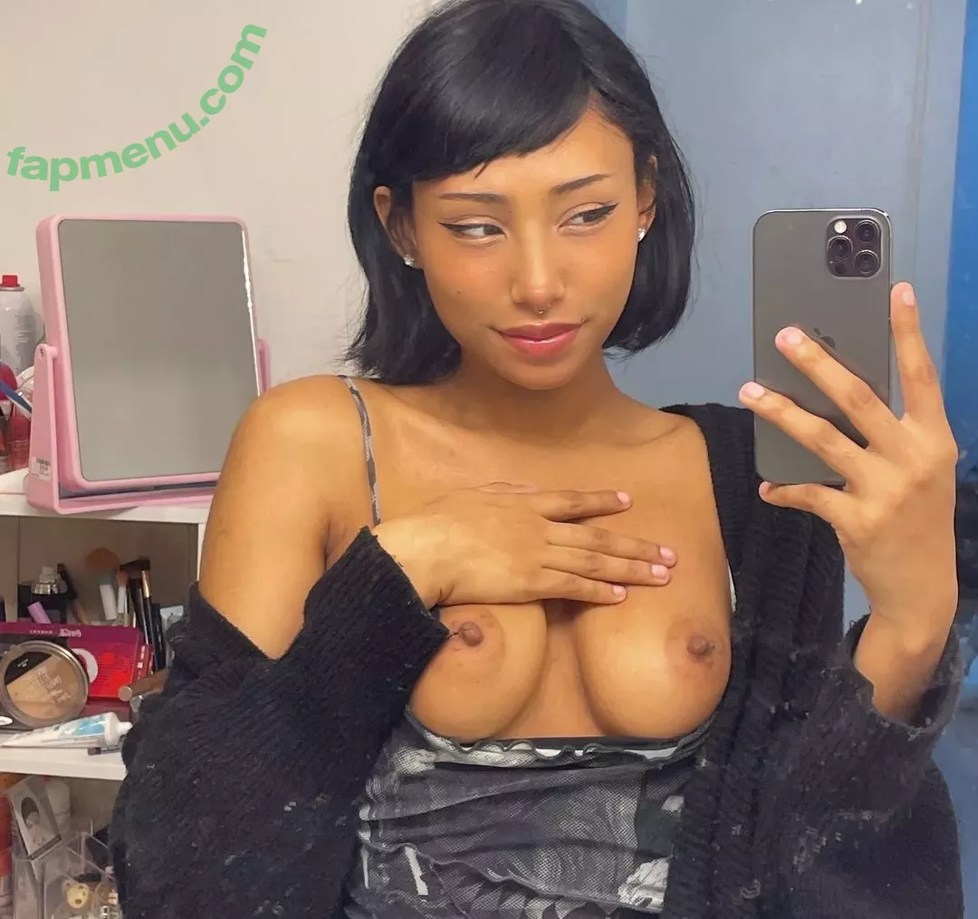 LilEcchigirl nude photo #0016 (kimani / lilECCHIgal / sadgyaru)