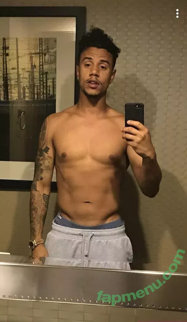 lilfizz nude photo #0015 (lilfizz)