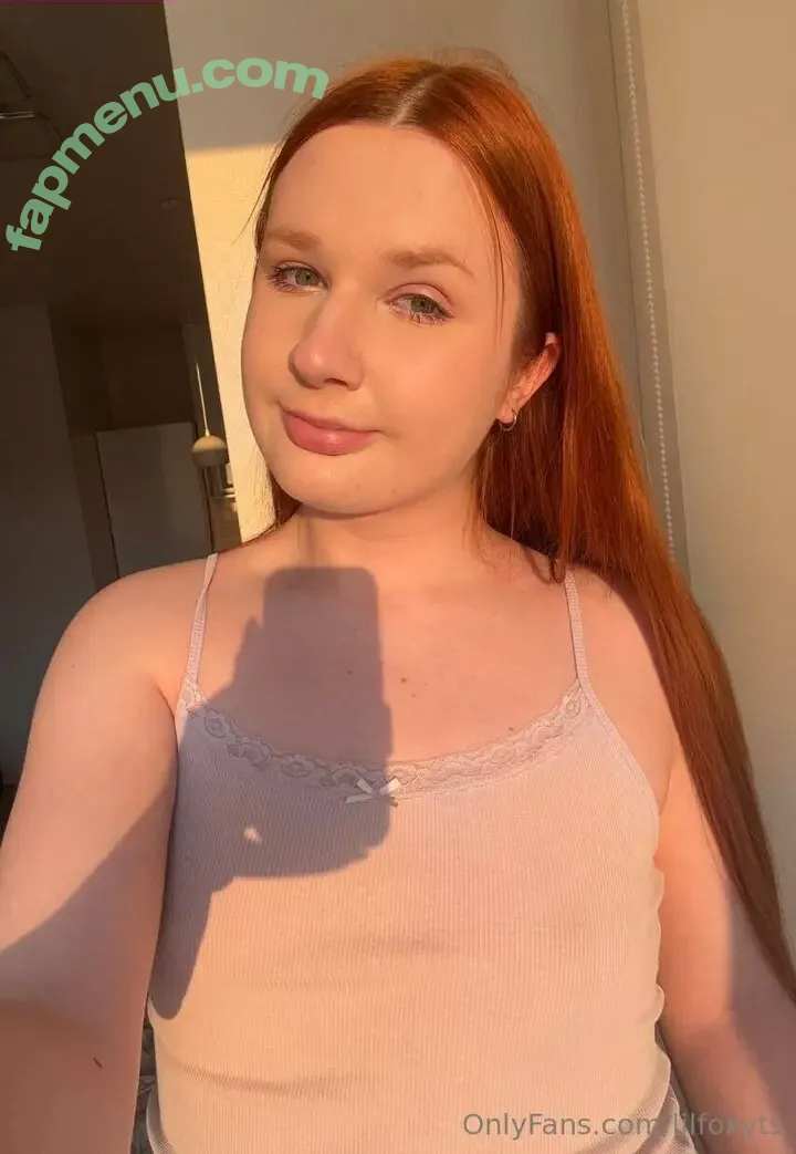 lilfoxyts nude photo #0005 (lilfoxy98)