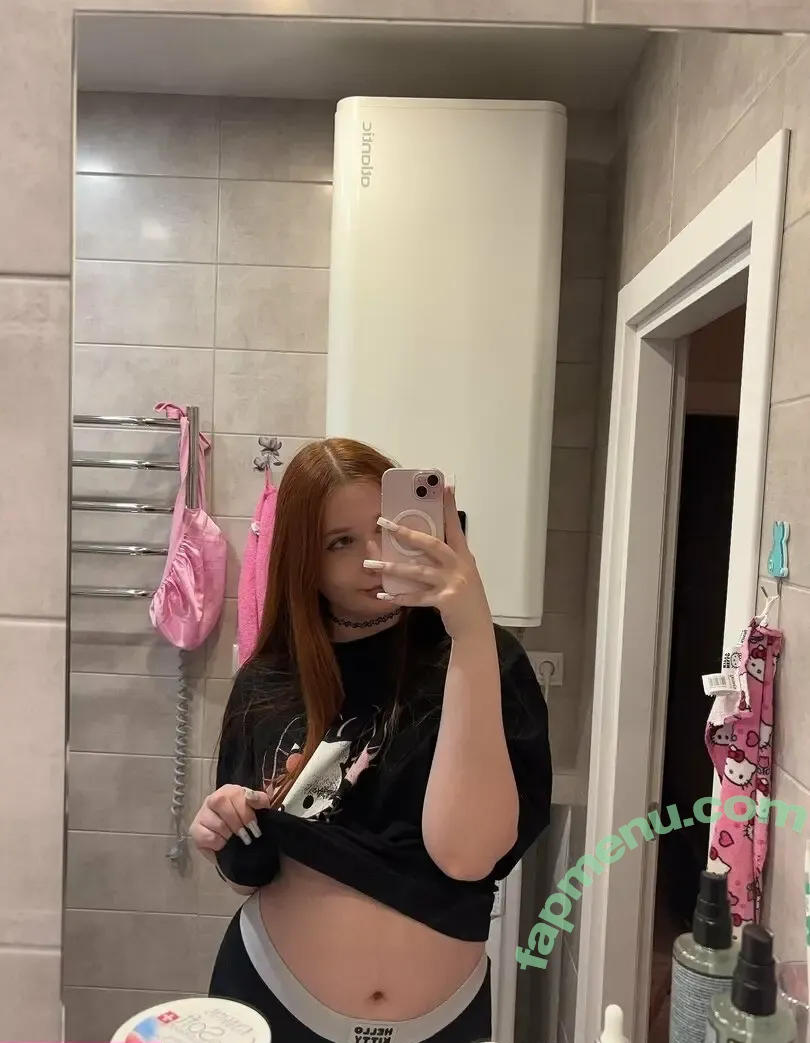 lilfoxyts nude photo #0046 (lilfoxy98)