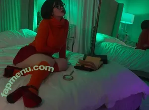 lilfuncakez / hyuna nude photo #0072