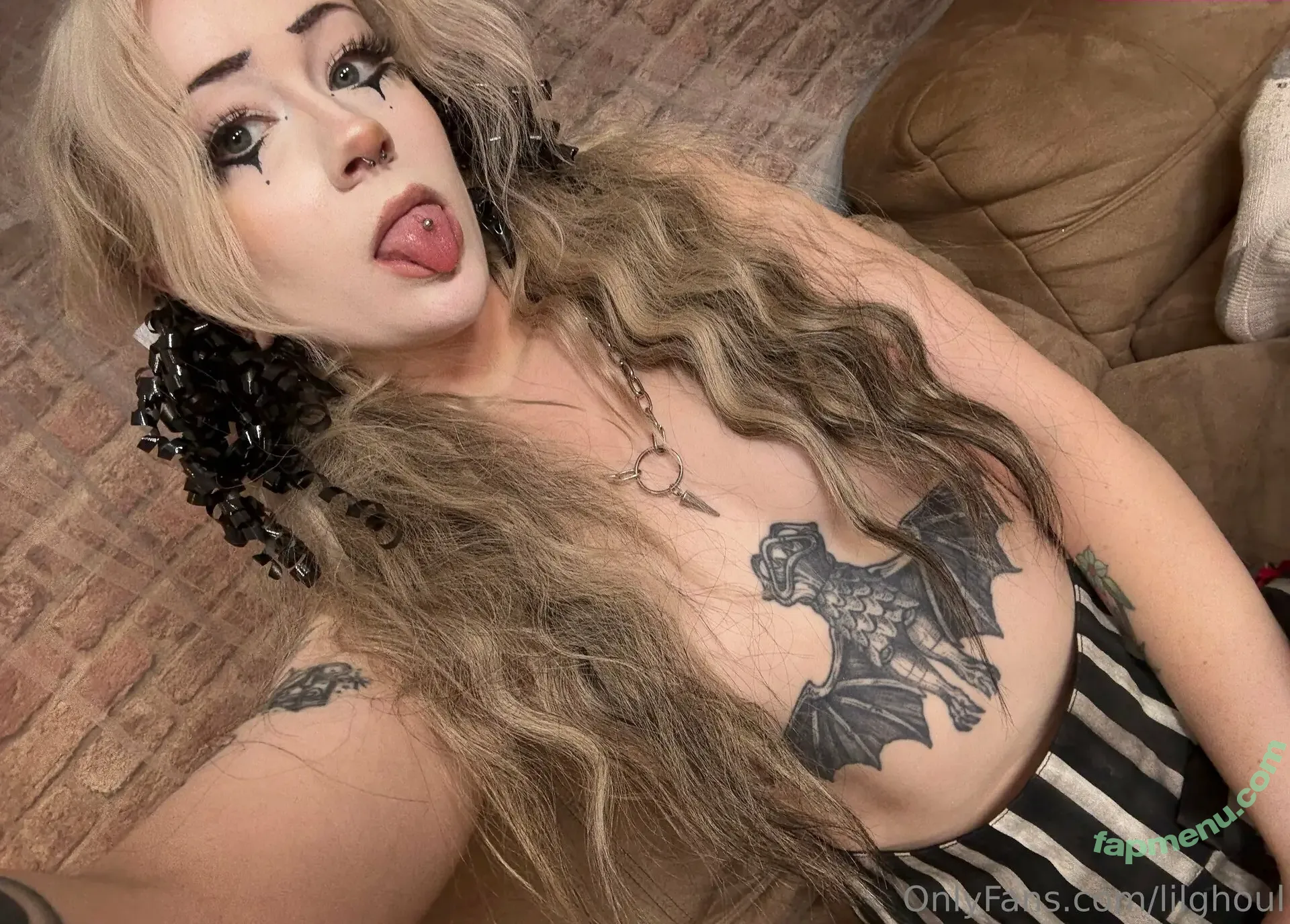lilghoul nude photo #0381 (lil_ghoul_official)