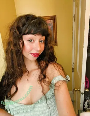LilGigiBelle nude photo #0041