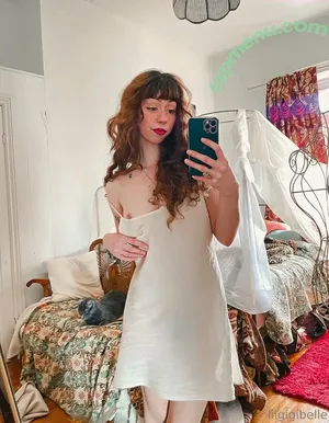 LilGigiBelle nude photo #0101