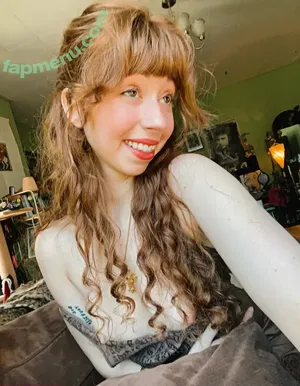 LilGigiBelle nude photo #0179