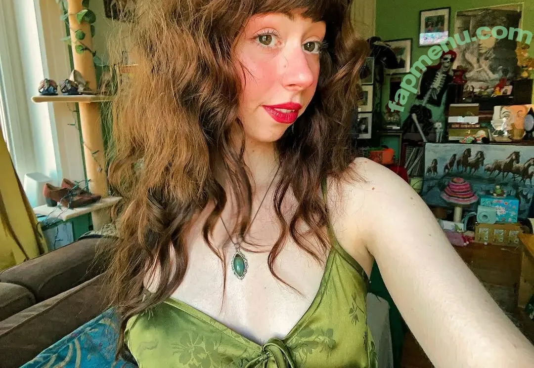 LilGigiBelle nude photo #0020 (LilGigiBelle)