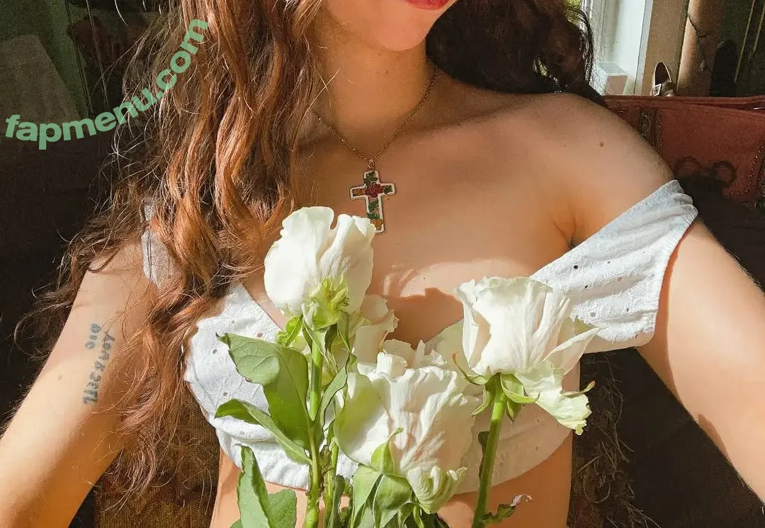 LilGigiBelle nude photo #0034 (LilGigiBelle)
