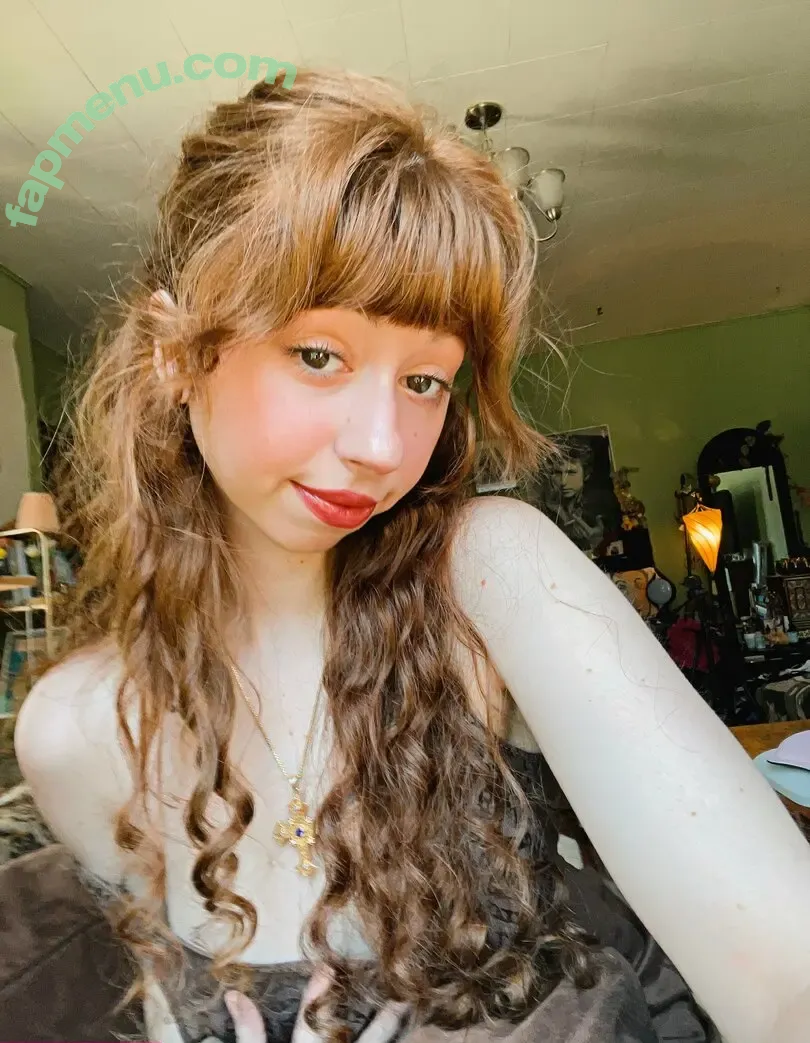 LilGigiBelle nude photo #0189 (LilGigiBelle)