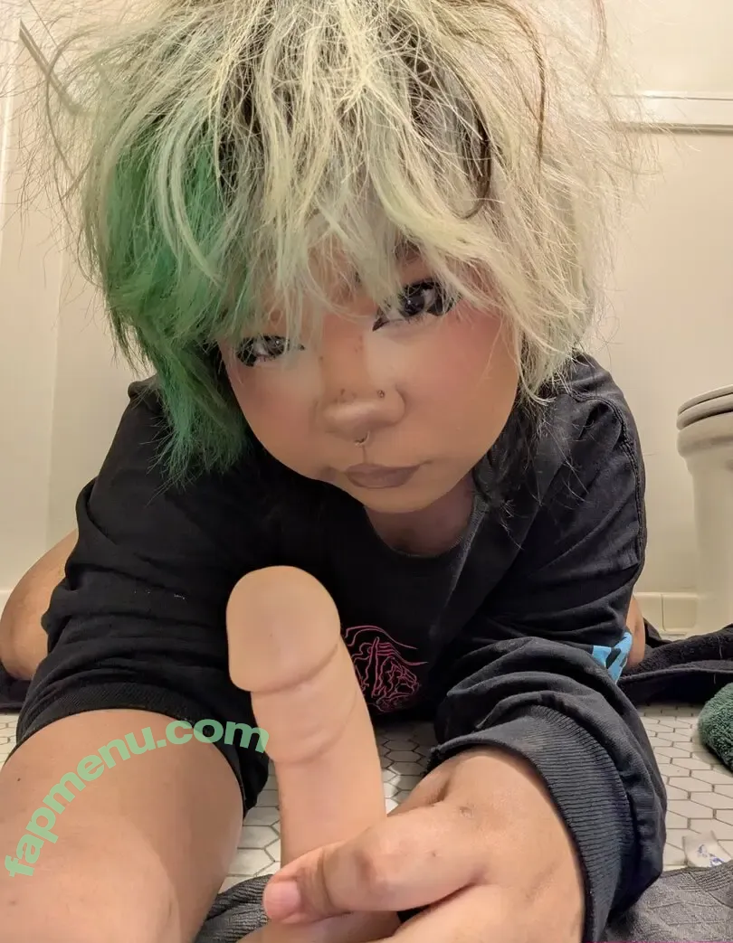 lilgrumppup nude photo #0017 (lilgrumppup)