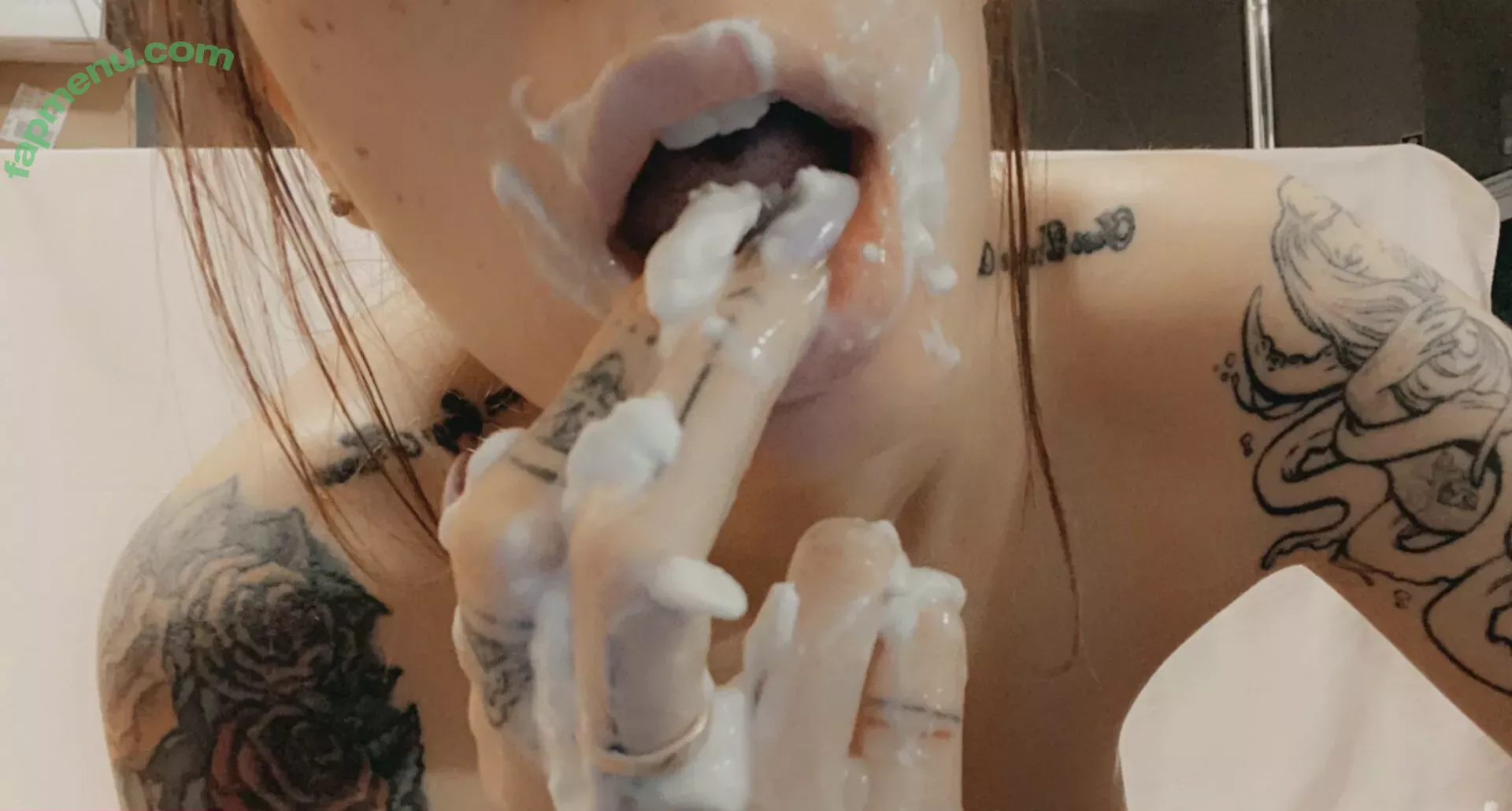 lilhoneybeez nude photo #0212 (lil.honeybeez)