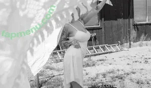 Lili Jane / demon.fatale / thelilithjane nude photo #0139