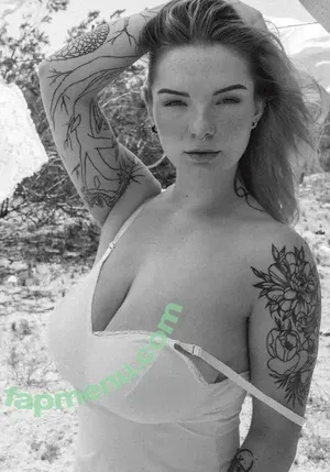 Lili Jane / demon.fatale / thelilithjane nude photo #0154