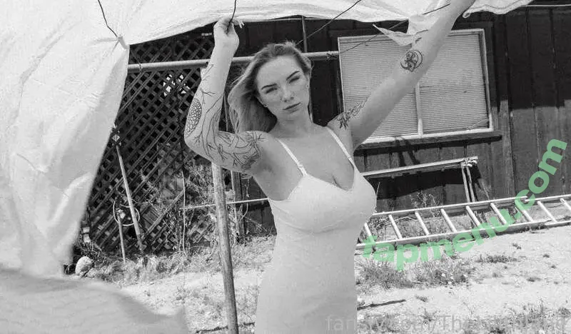 Lili Jane nude photo #0138 (demon.fatale / thelilithjane)