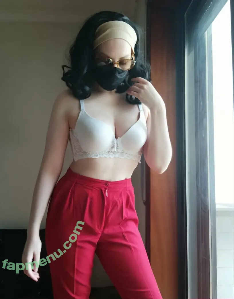 lili_lis nude photo #0009 (lili_lis)