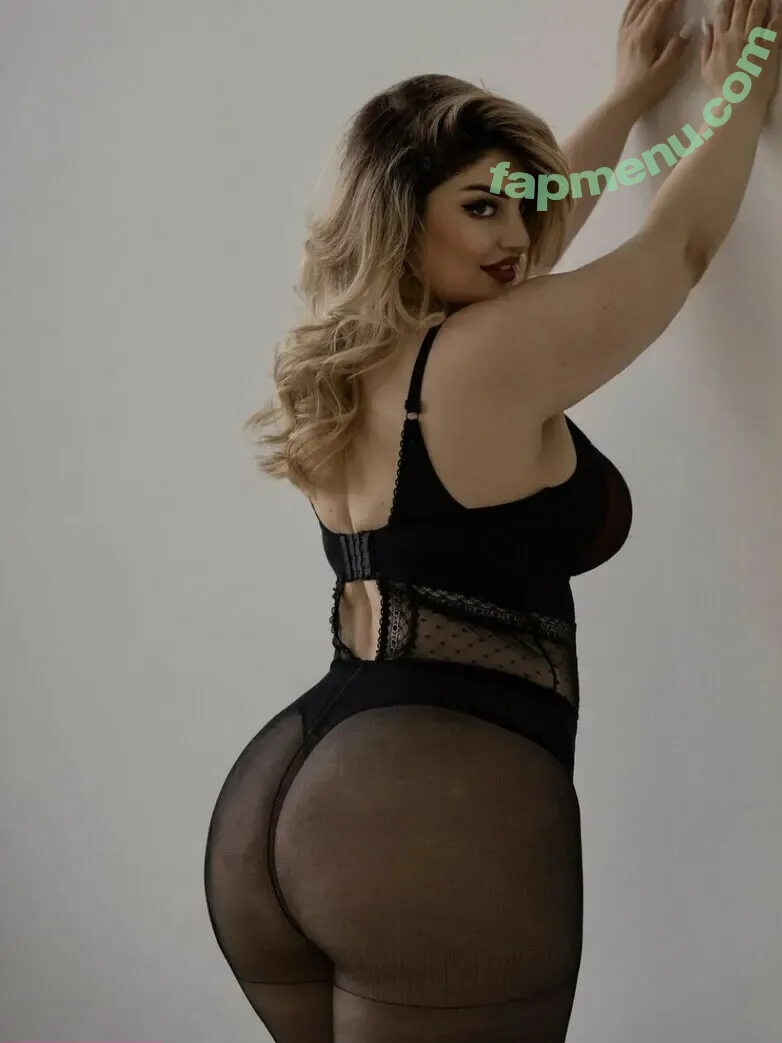 Lili Marko nude photo #0020 (limark13)