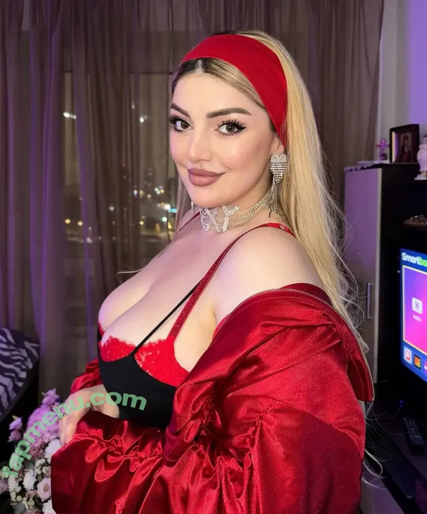 Lili Marko nude photo #0032 (limark13)