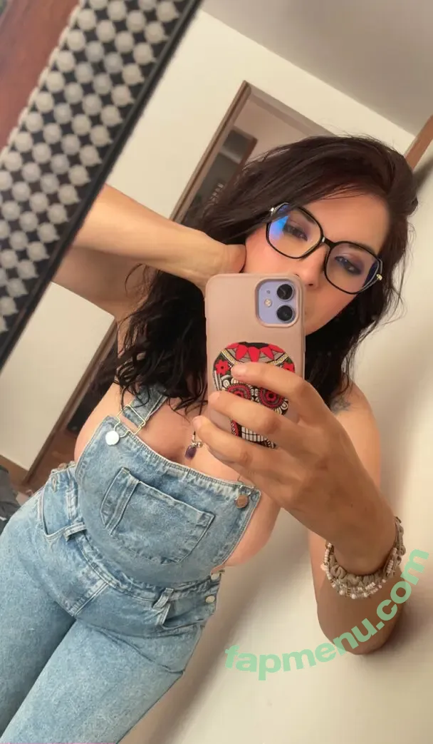 lili_me.xx nude photo #0074 (lillieart_)