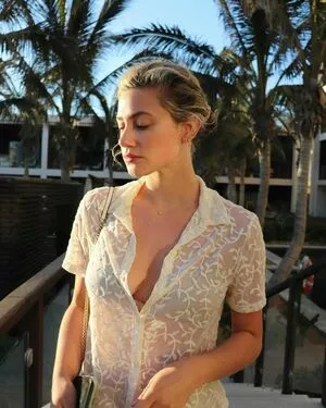 Lili Reinhart / Unpublished Photos / lilireinhart nude photo #0655