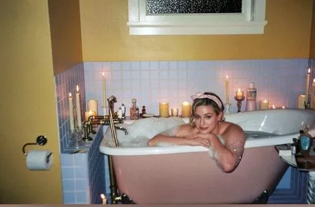 Lili Reinhart / Unpublished Photos / lilireinhart nude photo #0744