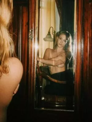 Lili Reinhart / Unpublished Photos / lilireinhart nude photo #0745