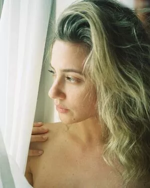 Lili Reinhart / Unpublished Photos / lilireinhart nude photo #0774