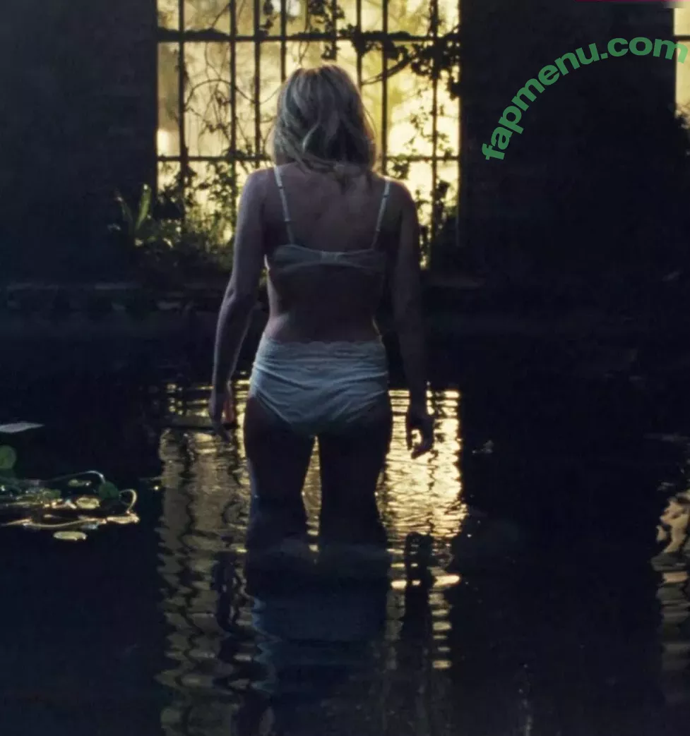 Lili Reinhart nude photo #0627 (Unpublished Photos / lilireinhart)