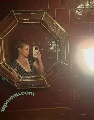Lili Reinhart / Unpublished Photos / lilireinhart nude photo #1250