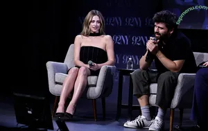 Lili Reinhart / Unpublished Photos / lilireinhart nude photo #1274