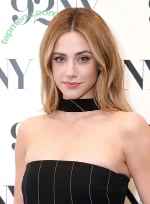 Lili Reinhart / Unpublished Photos / lilireinhart nude photo #1276