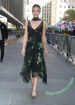 Lili Reinhart / Unpublished Photos / lilireinhart nude photo #1288