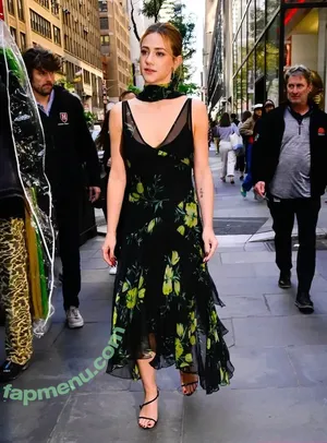 Lili Reinhart / Unpublished Photos / lilireinhart nude photo #1307