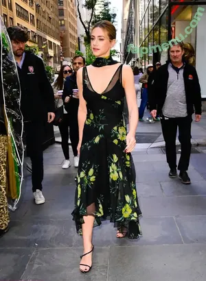 Lili Reinhart / Unpublished Photos / lilireinhart nude photo #1308