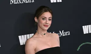 Lili Reinhart / Unpublished Photos / lilireinhart nude photo #1371