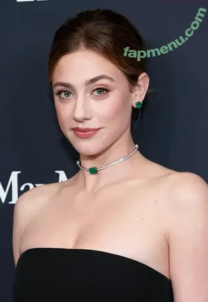 Lili Reinhart / Unpublished Photos / lilireinhart nude photo #1388