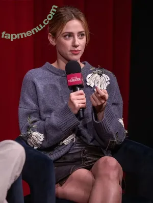 Lili Reinhart / Unpublished Photos / lilireinhart nude photo #1438