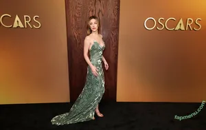 Lili Reinhart / Unpublished Photos / lilireinhart nude photo #1474