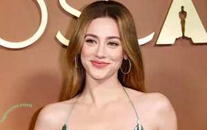 Lili Reinhart / lilireinhart nude photo #1499