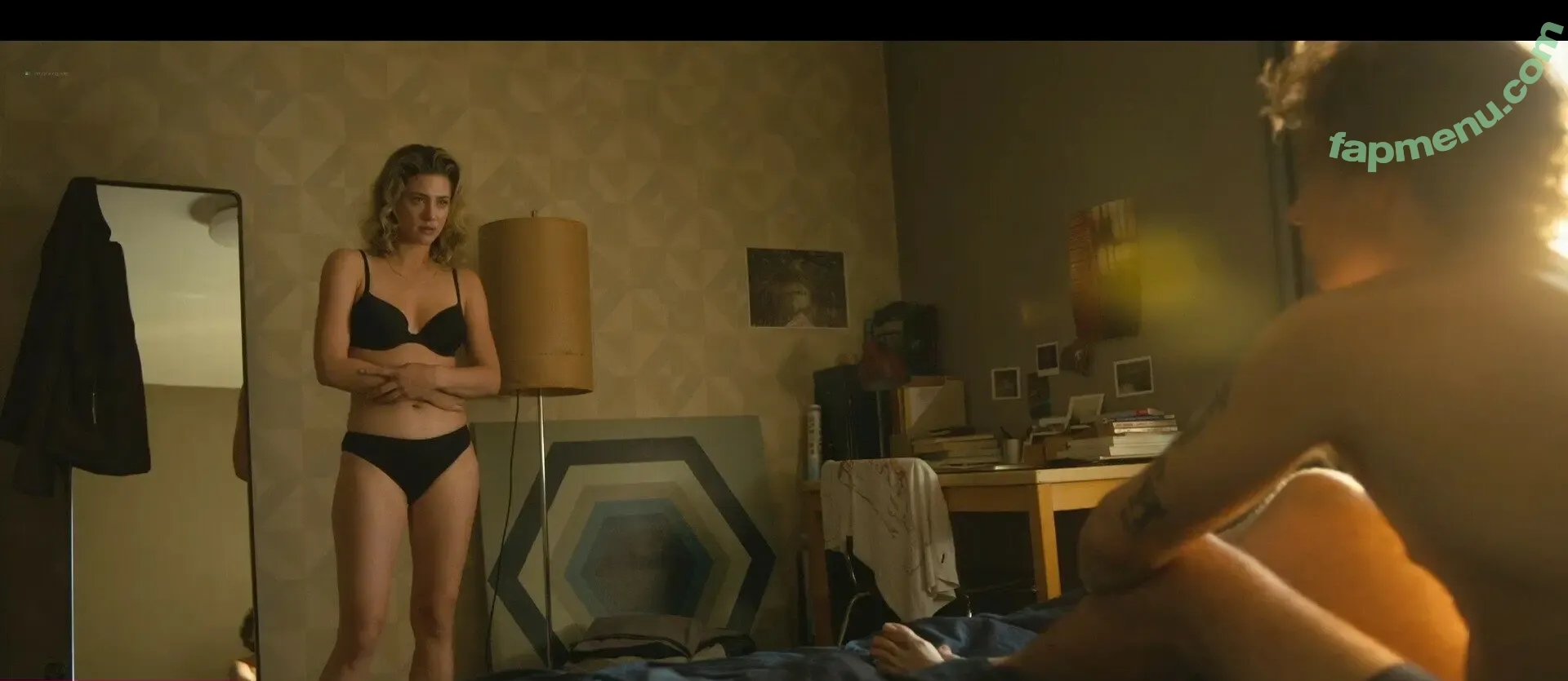 Lili Reinhart nude photo #1245 (Unpublished Photos / lilireinhart)