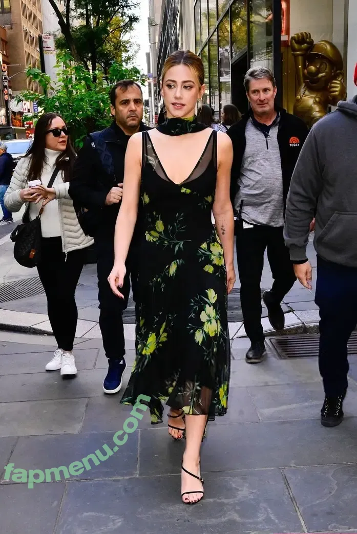 Lili Reinhart nude photo #1311 (Unpublished Photos / lilireinhart)