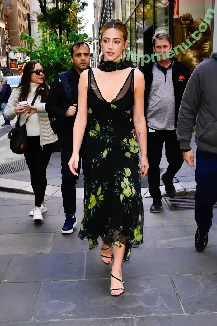 Lili Reinhart nude photo #1312 (Unpublished Photos / lilireinhart)