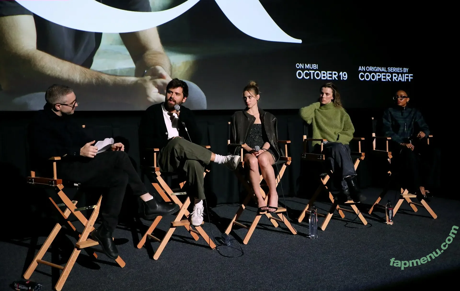 Lili Reinhart nude photo #1334 (Unpublished Photos / lilireinhart)