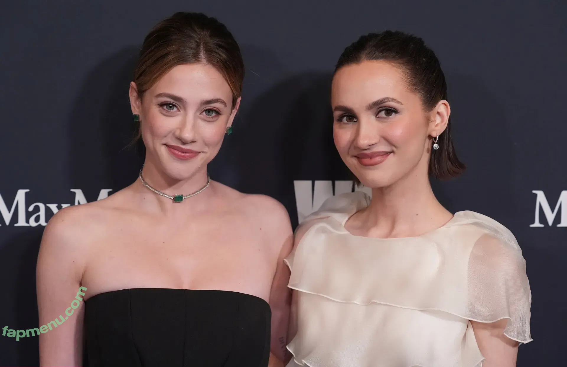 Lili Reinhart nude photo #1372 (Unpublished Photos / lilireinhart)