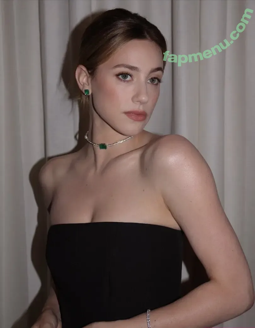 Lili Reinhart nude photo #1392 (Unpublished Photos / lilireinhart)